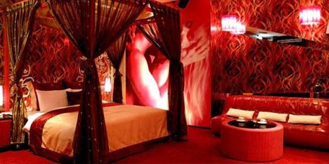 Kırmızı Yatak Odası (7)
