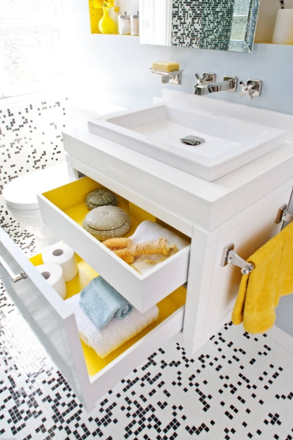 Küçük Bir Banyodan En İyi Şekilde Yararlanmak.  Modern kompakt iç mekan için çok işlevli eviye