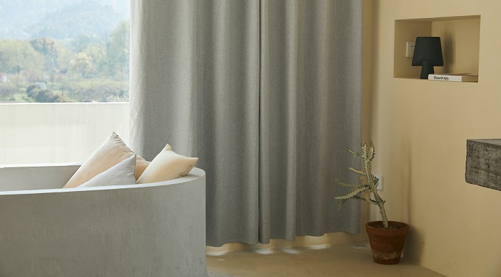 Vantagens de cortinas e persianas