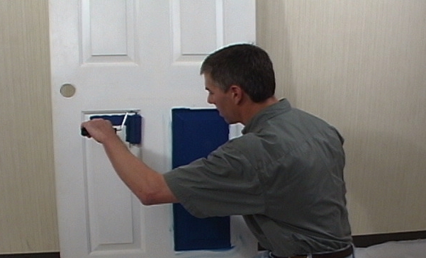 kapi boyama teknikleri Kapıların Rengi Nasıl Değiştirilir ?...