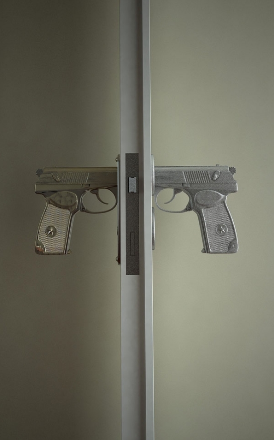 kapi kolu modelleri silah 3 Silah Gibi Kapı Kolları 